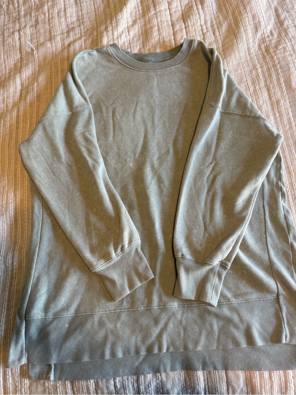 Women’s Crewneck Pullover Sweater in Sage Green